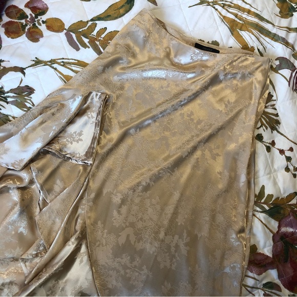 Cream Ruffled Skirt - Picture 4 of 4